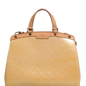 Monogram Vernis Brea MM Beige Poudre